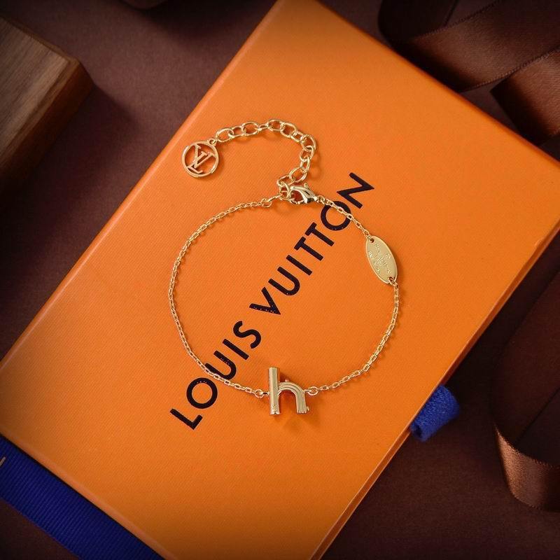 LV Bracelets 192